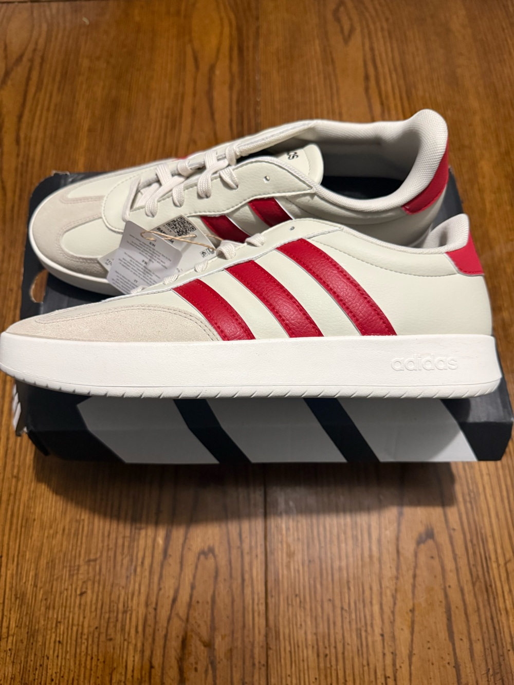 Men’s Barreda Sneakers (Jr1319). Alumina red beige.